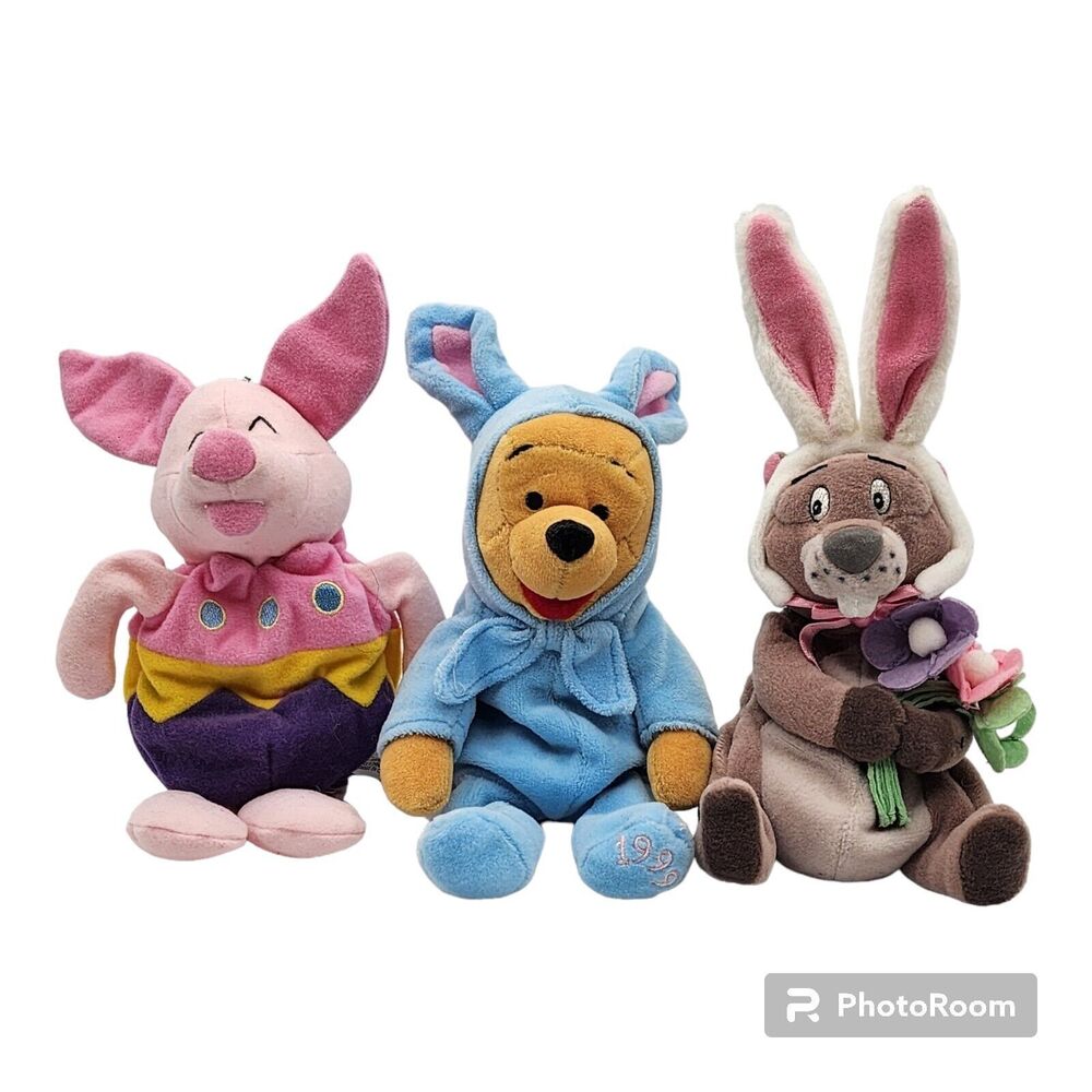 Lot of 3 Disney 1999 Winnie Pooh Bean Bag Plush Easter Bunny Pooh Gopher Piglet